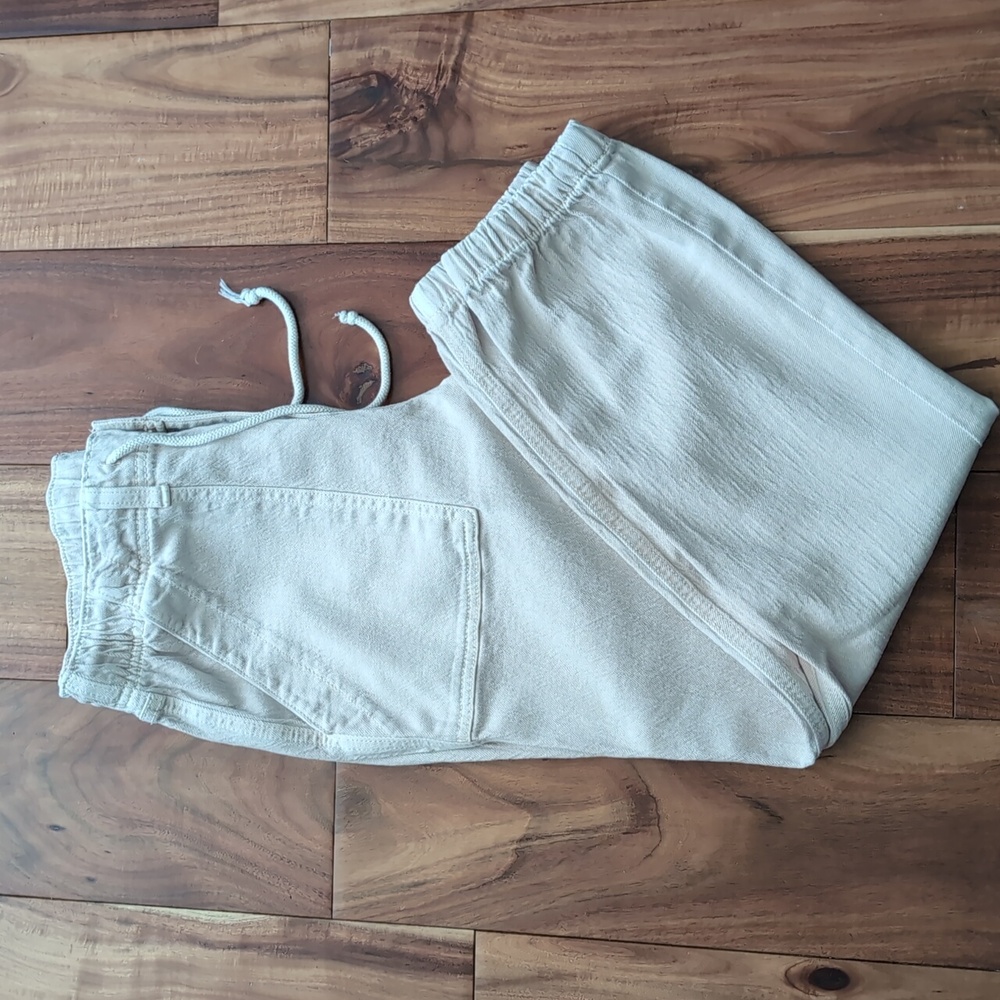 American Eagle Cinched Ankle Tie at Waist Pants Size 8 Regular ❤️